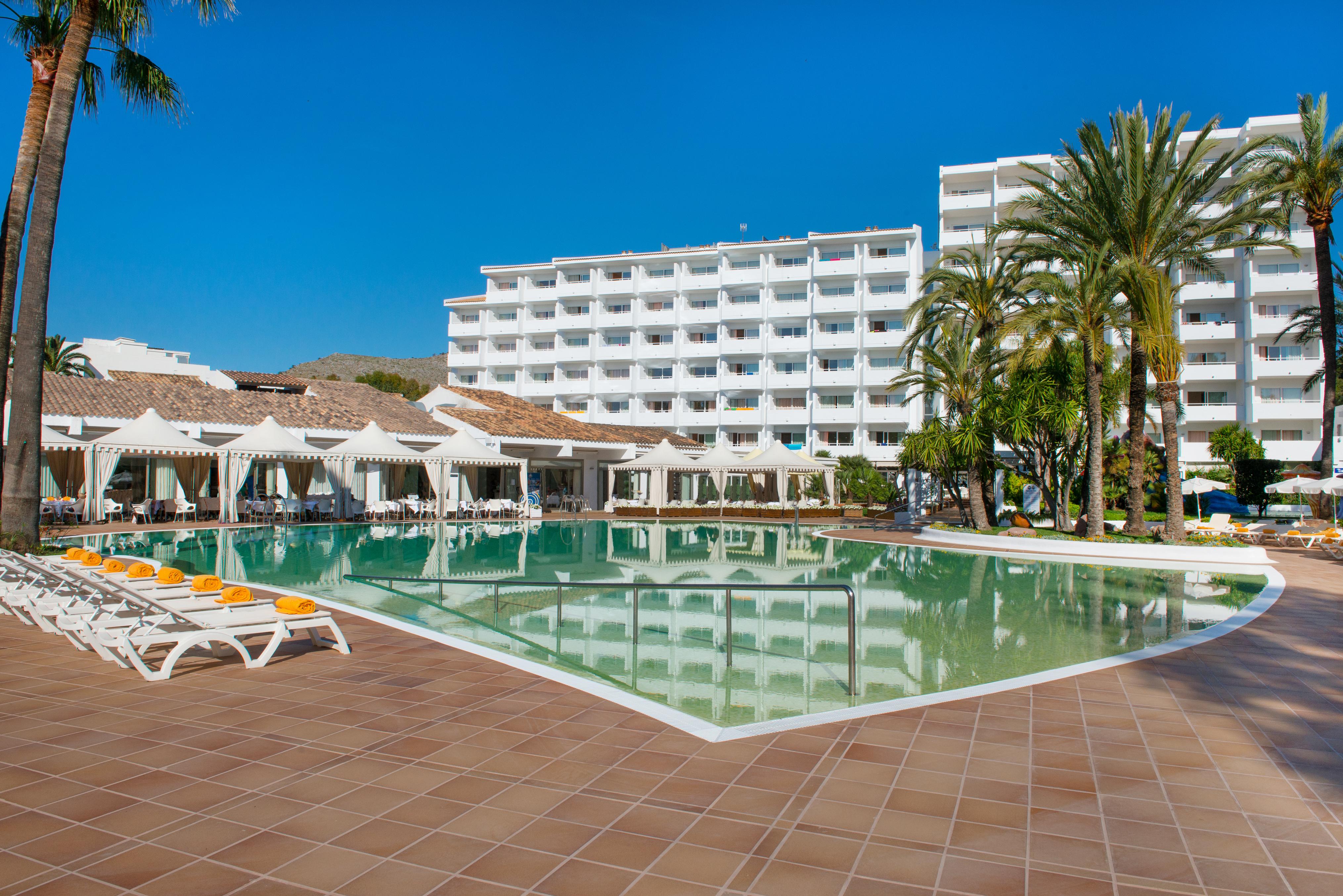 Готель Iberostar Waves Ciudad Blanca Алькудія Екстер'єр фото